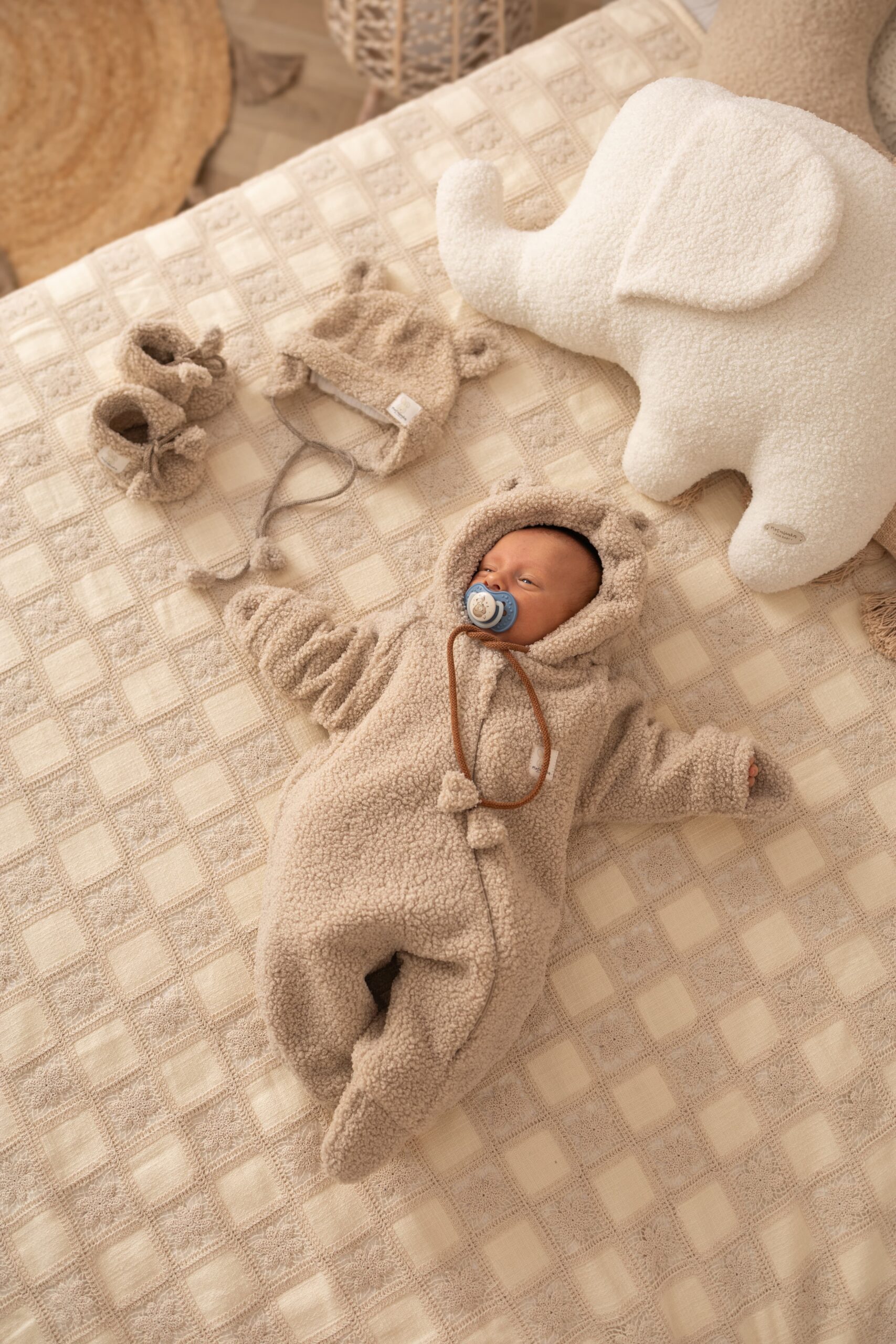 Combinaison avec pieds Plush Beige – MotulinKa