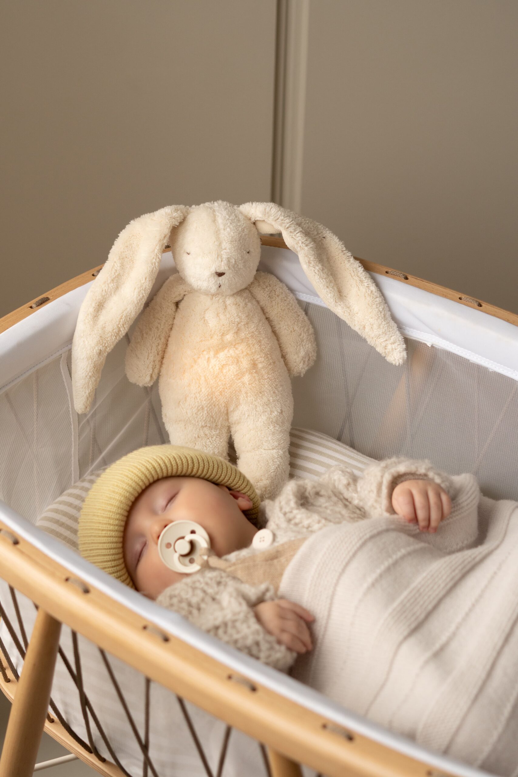 Lapin fredonnant Moonie avec veilleuse – Gray Natur – Image 3
