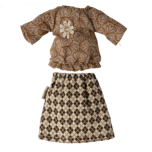 17-3304-00 BLOUSE ET JUPE GRAND MERE SOURIS