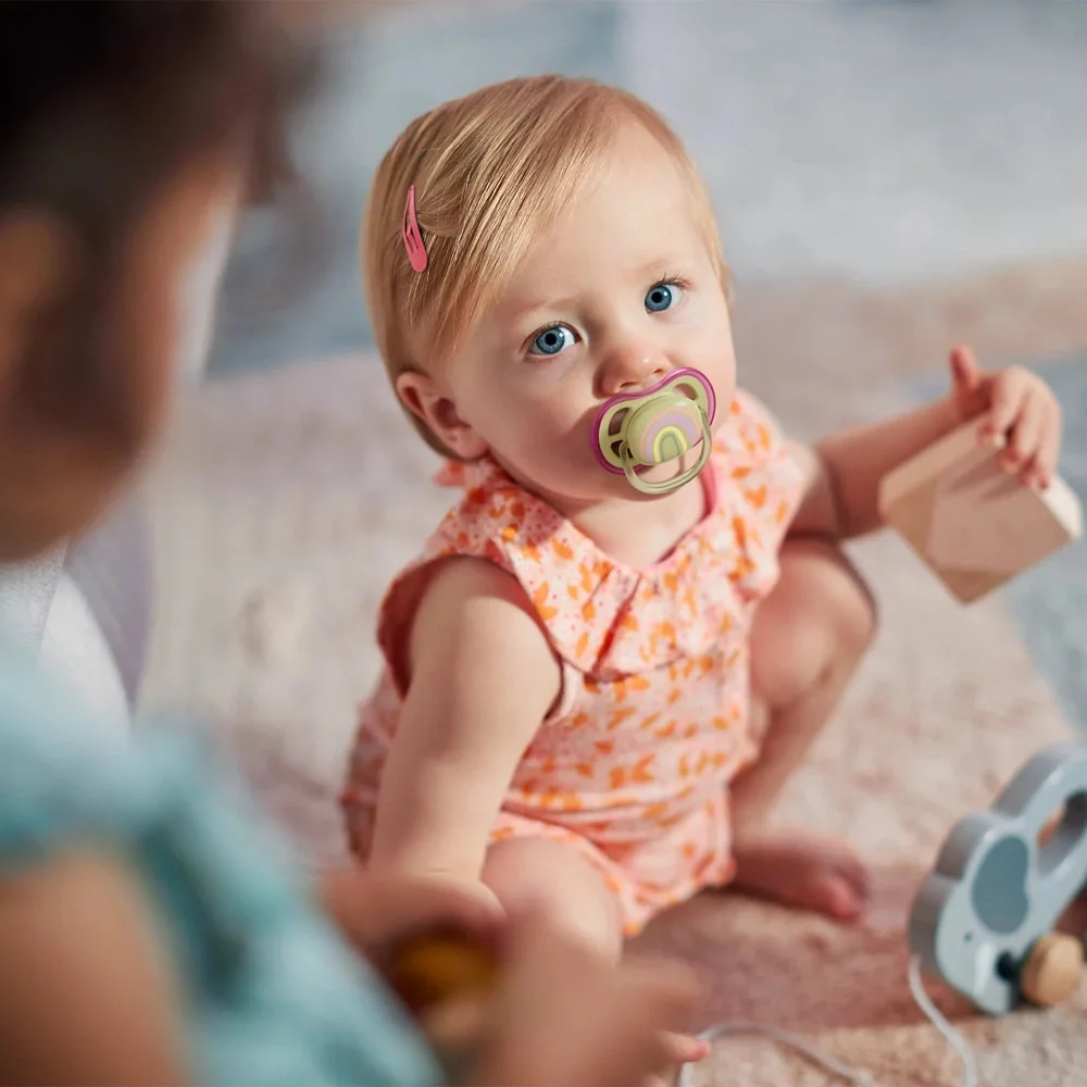 Philips Avent Lot de 2 Sucettes Ultra Air 0-6m Girl – Image 2