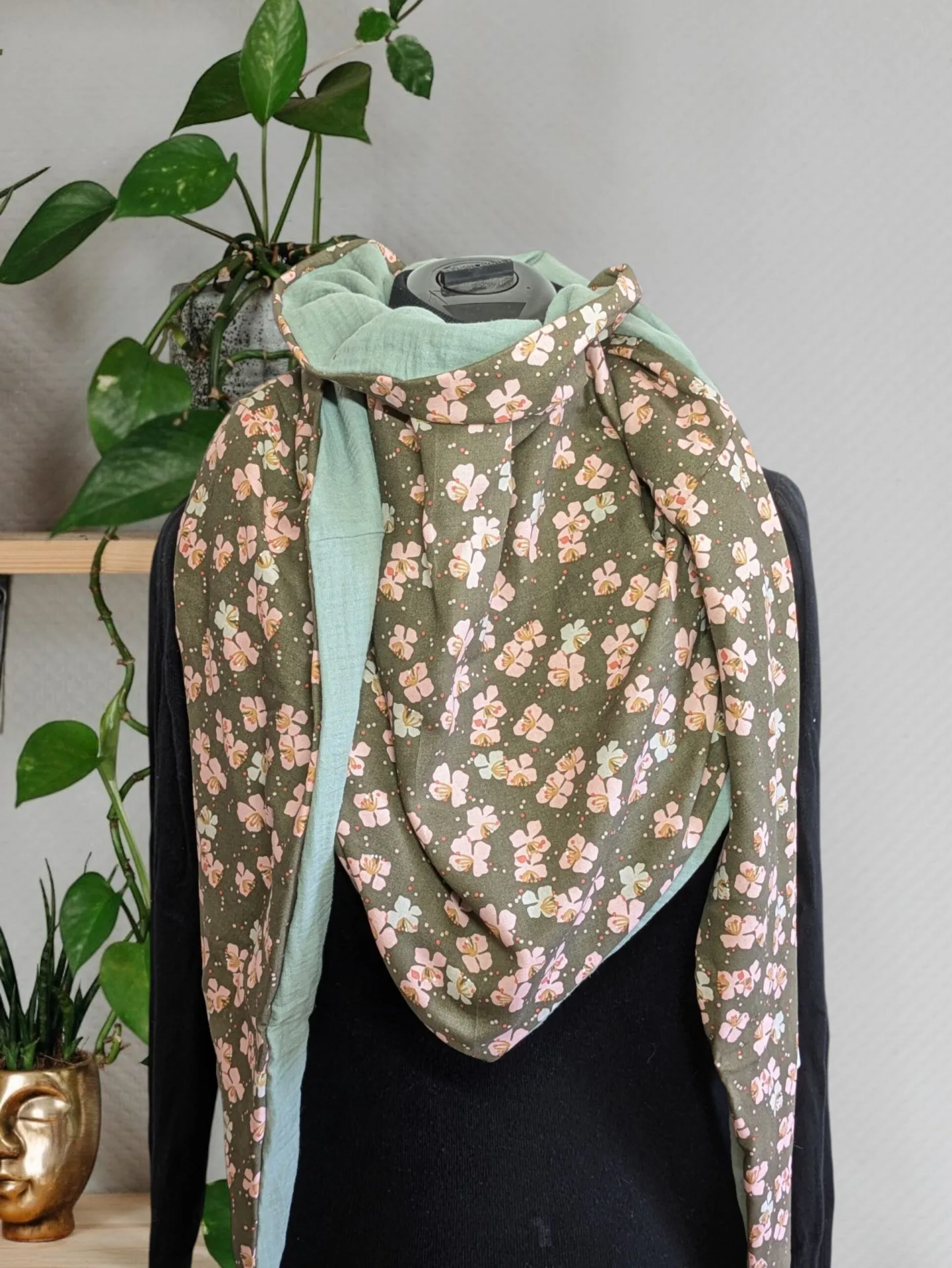 Chèche, écharpe, foulard triangle | Mi-saison | Jardin d’automne – Image 2