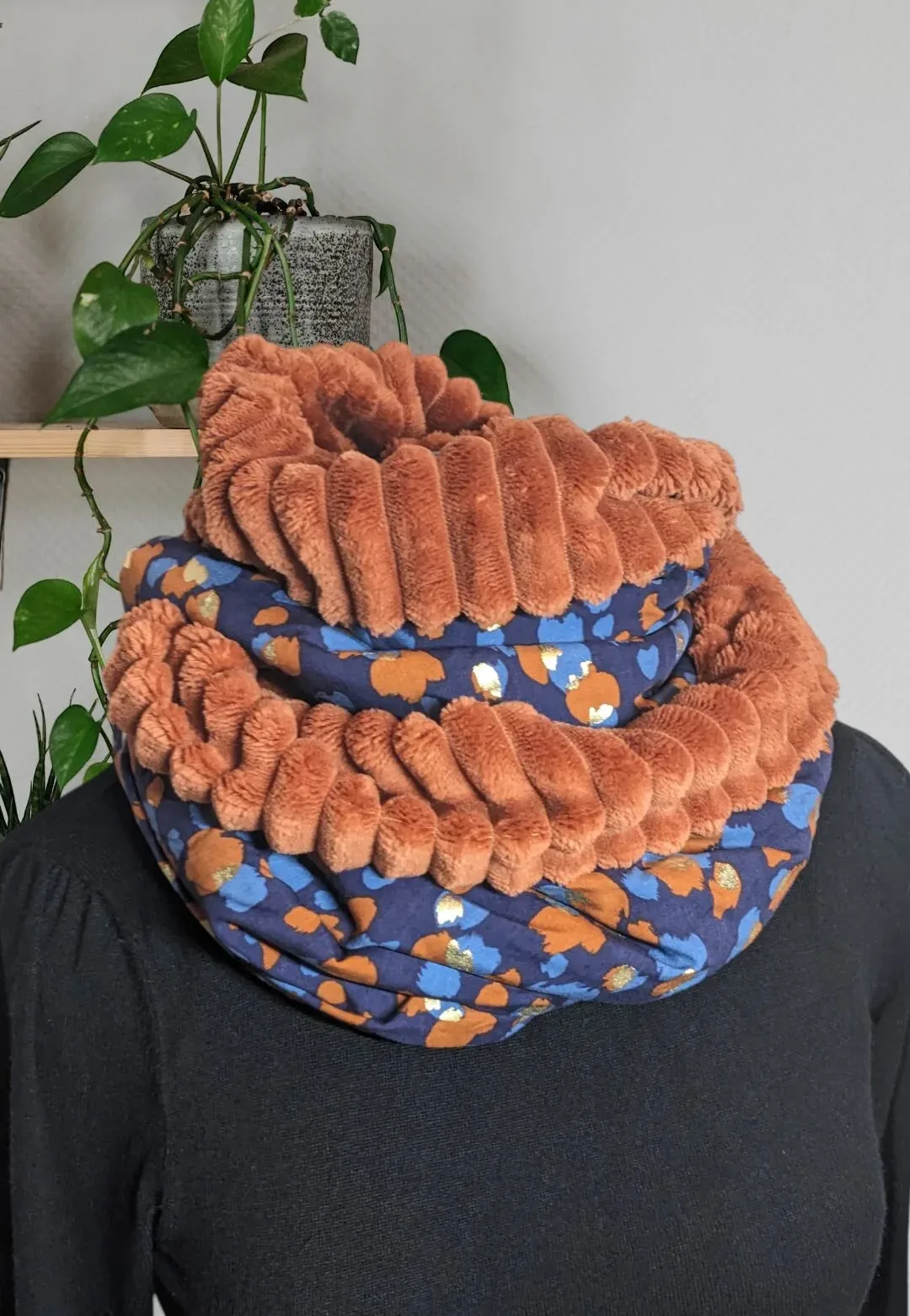 Echarpe, tour de cou | HIVER | Jardin Terracotta, bleu, doré