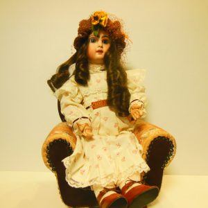 POUPEE PORCELAINE POUPEE JUMEAU T 10