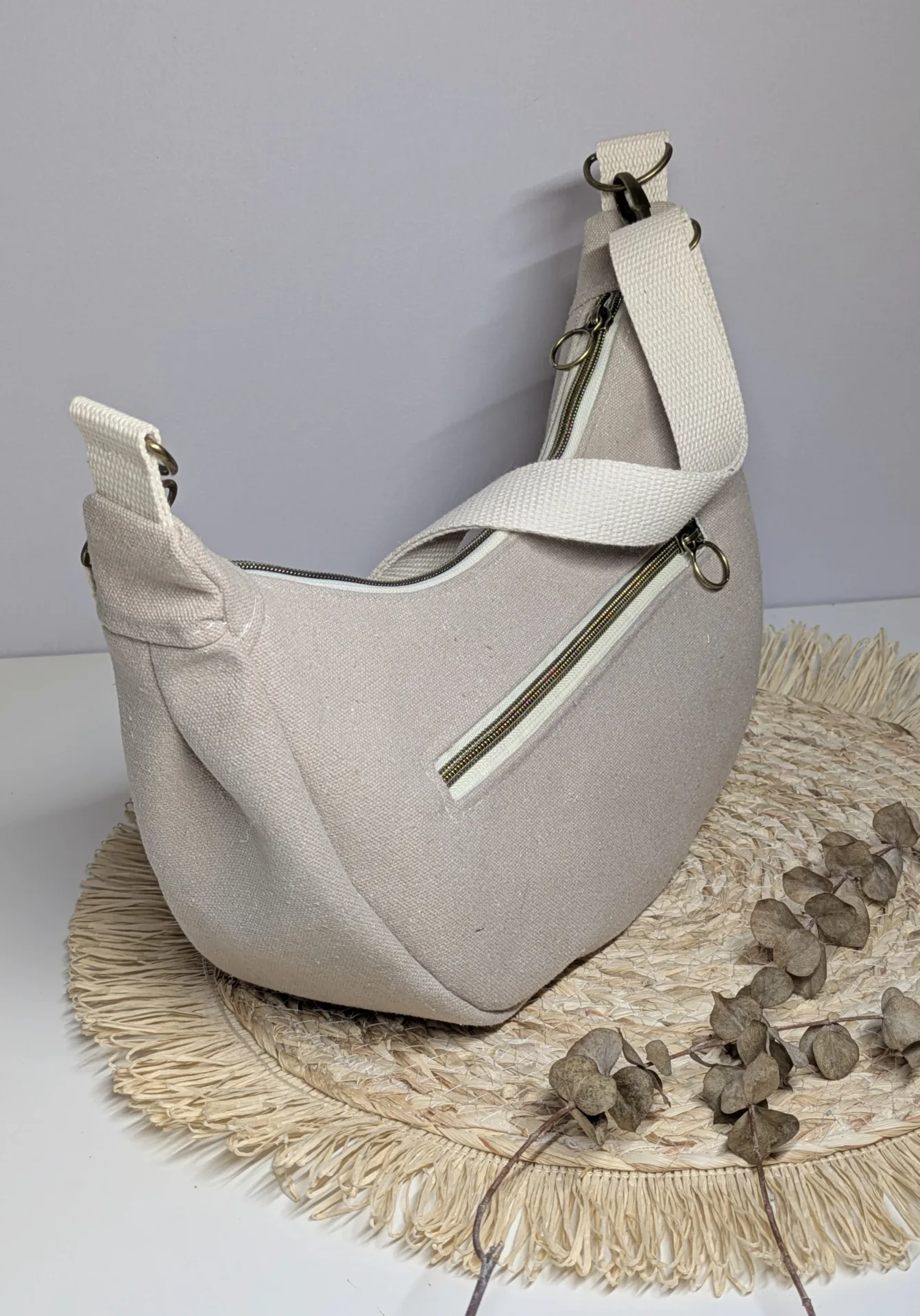 Sac bandoulière demi-lune femme – Beige – Image 4