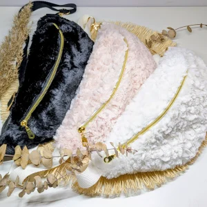 Sac banane adulte en fausse fourrure | Noir / blanc / rose