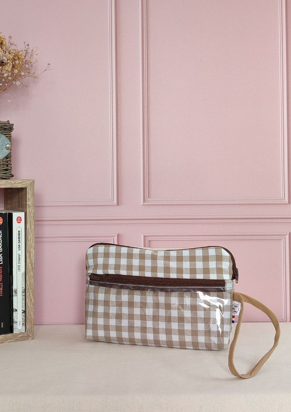 La pochette « La bouquinade 3.0 » Vichy sable – Image 2