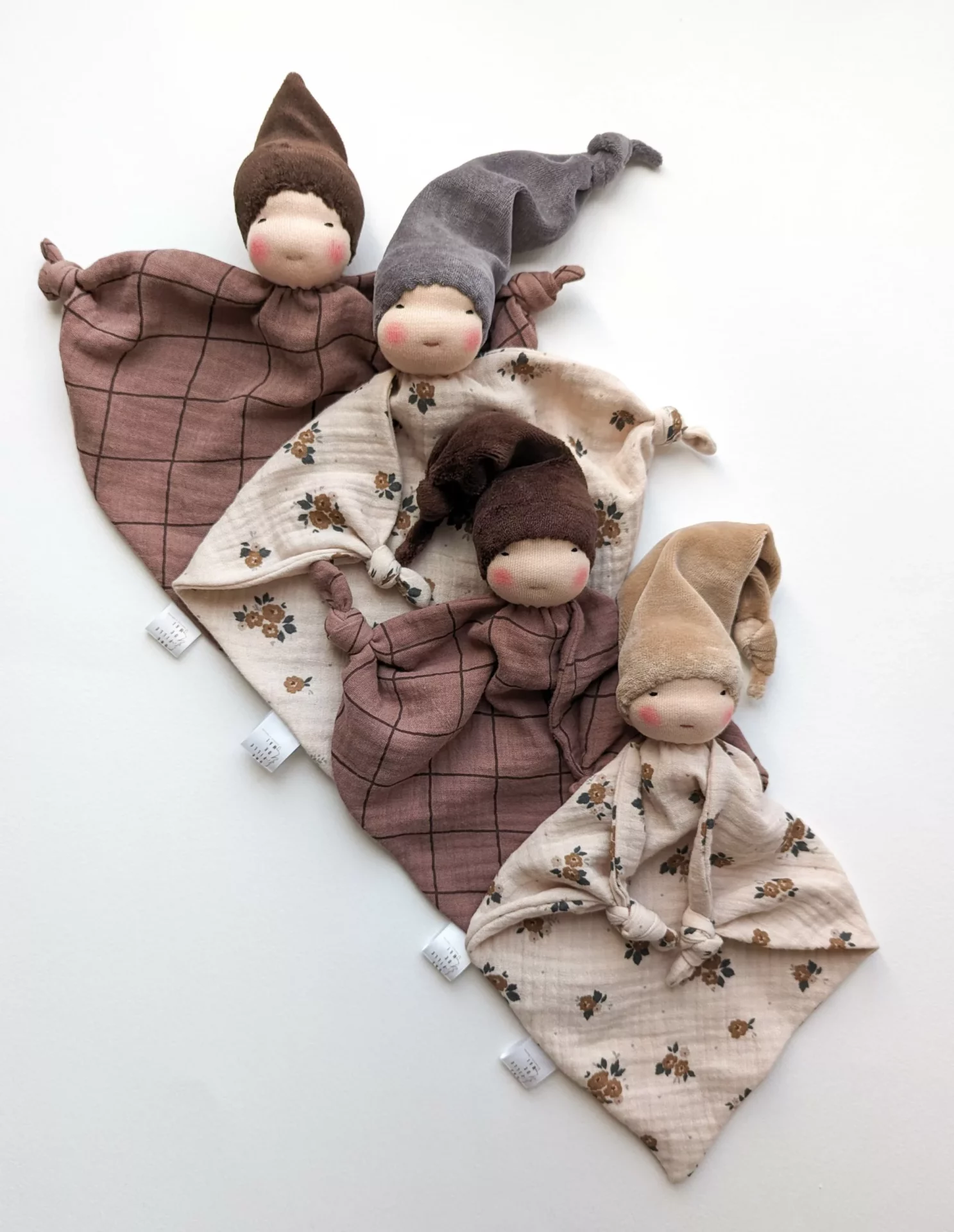 Doudou Waldorf Simply (Rozen) – Image 2