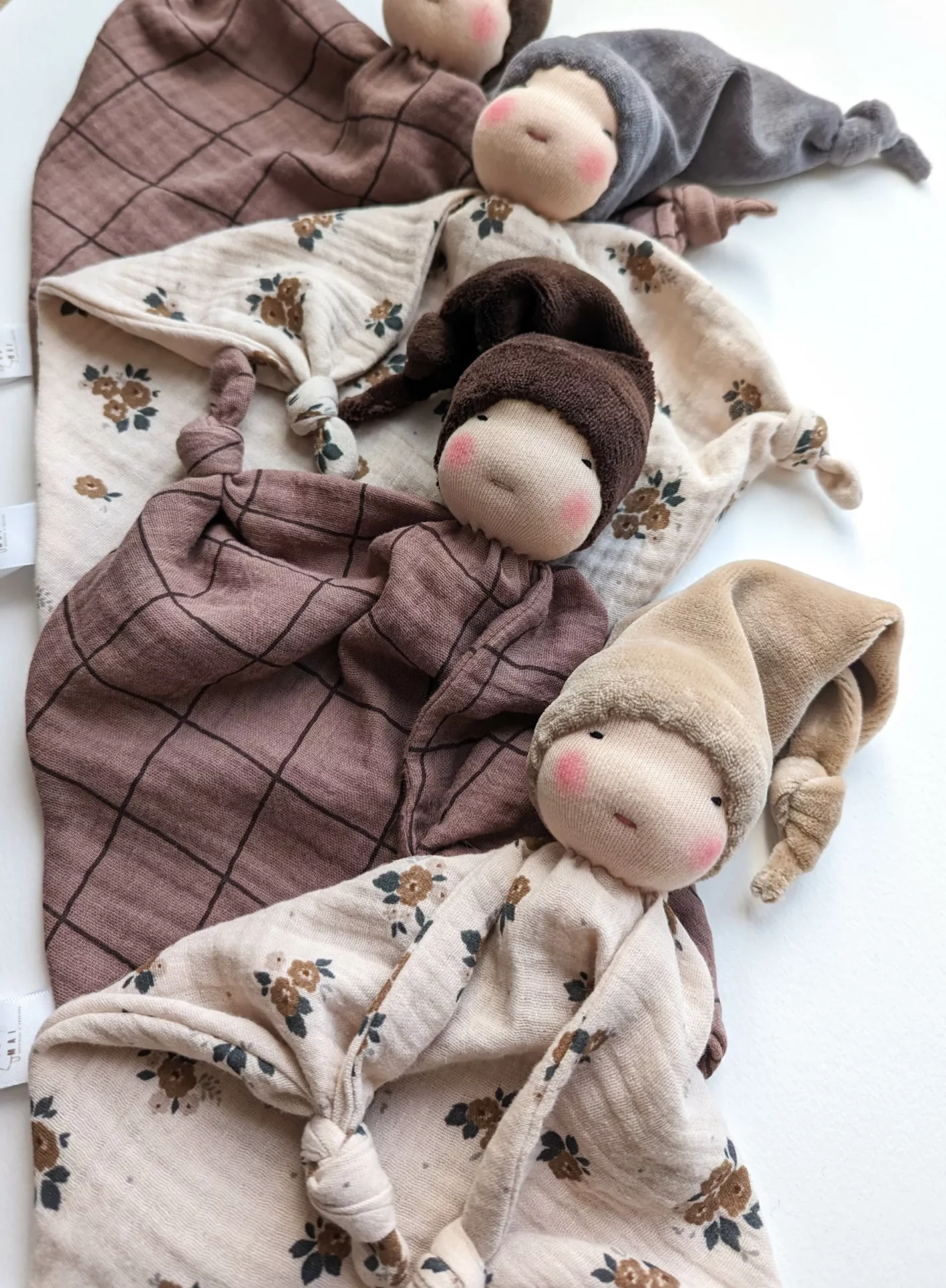 Doudou Waldorf Simply (Rozen) – Image 3
