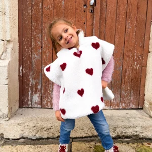 Poncho moumoute coeur rouge