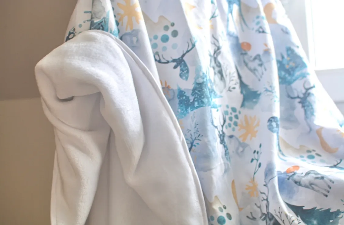 Poncho cocooning taille adulte – MOTIFS AU CHOIX – Image 7