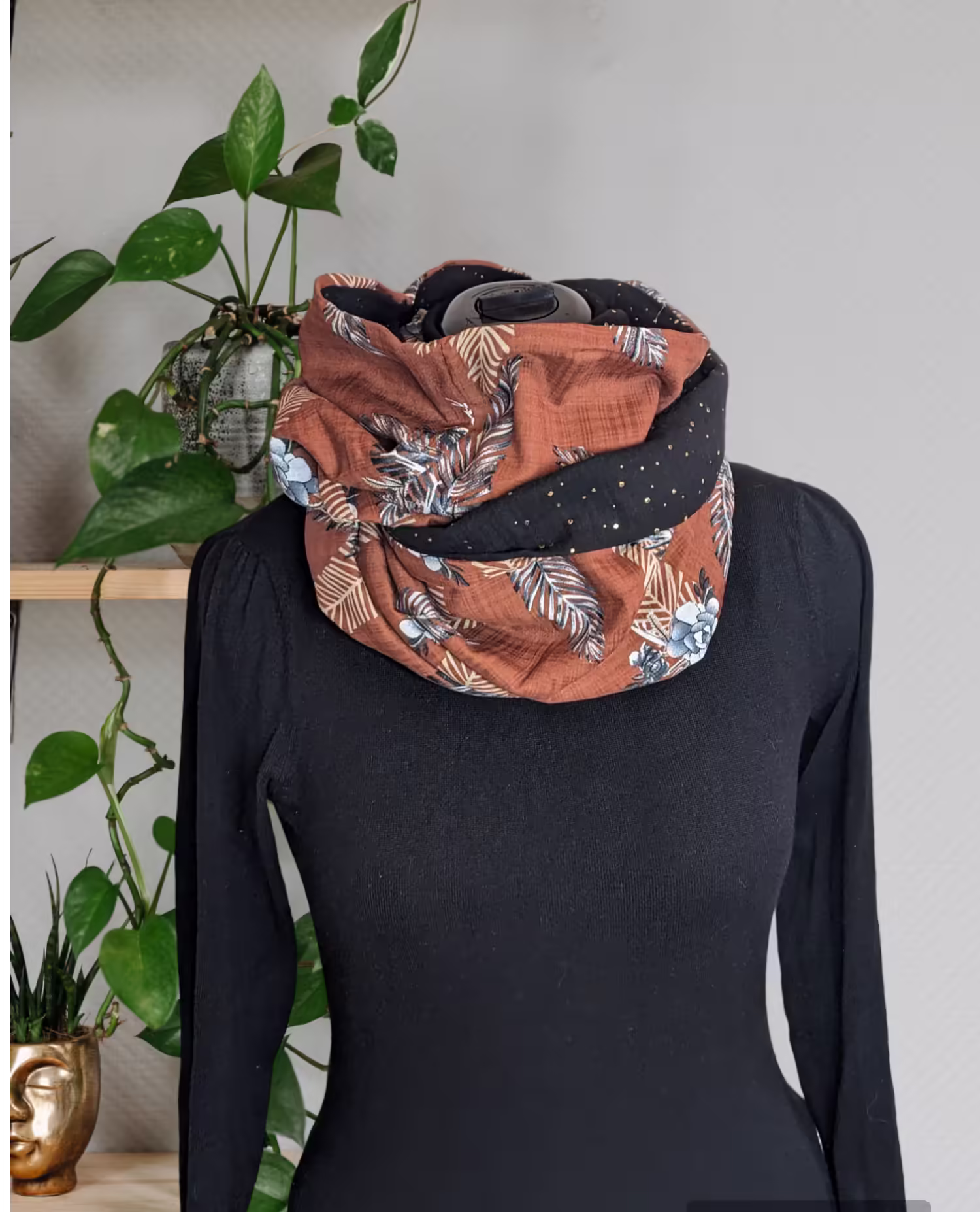 Double tour de cou Fleurs marron